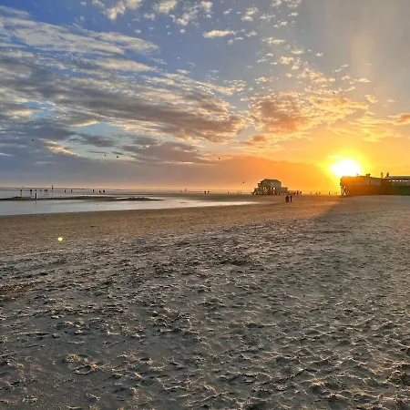 Sky & Homes Salzwiese I Strandurlaub Am Leuchtturm, 4 Betten, Geschirrspueler Apartman Sankt Peter-Ording